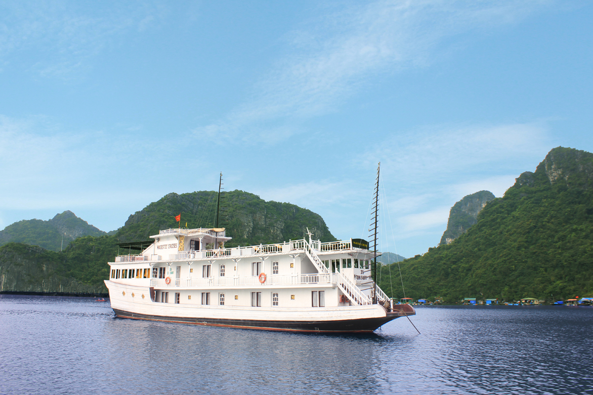 MAJESTIC CRUISE HALONG BAY 2 DAYS 1 NIGHT AND 3 DAYS 2 NIGHTS from 204 USD/ 2 person only